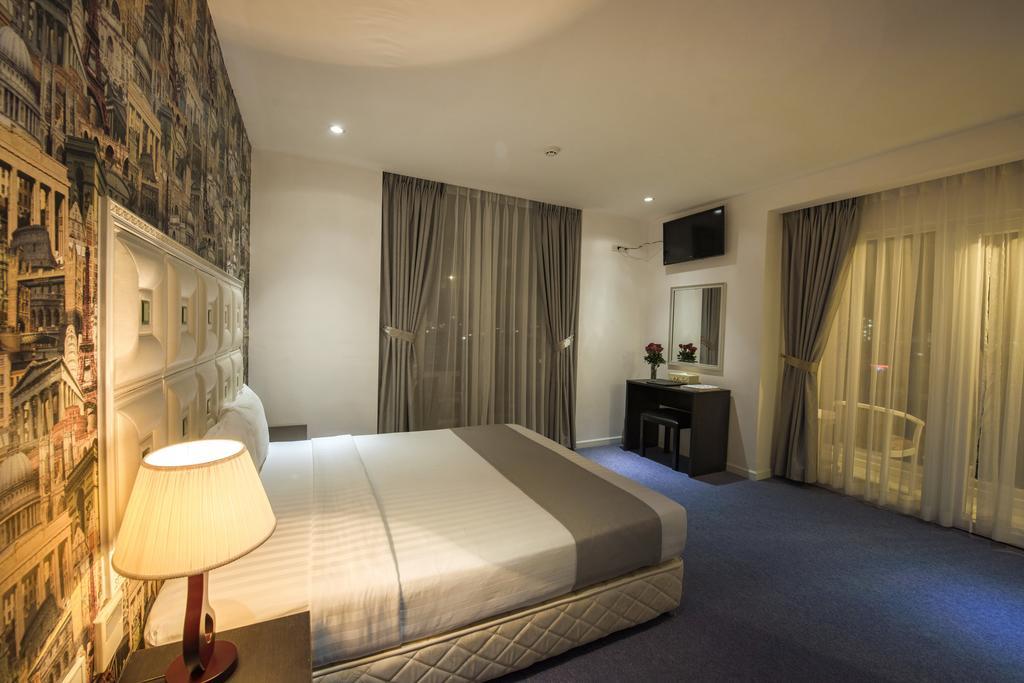 Golden Crown Hotel 3*