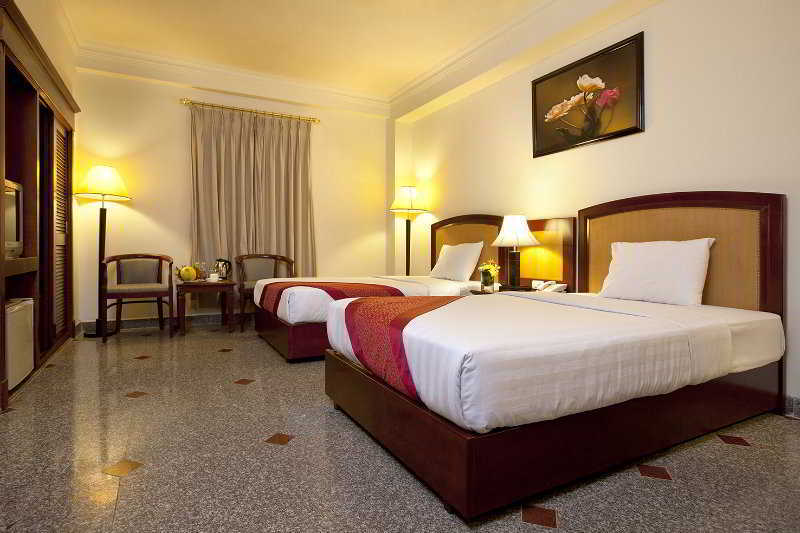 A&em Signature Hotel 4*