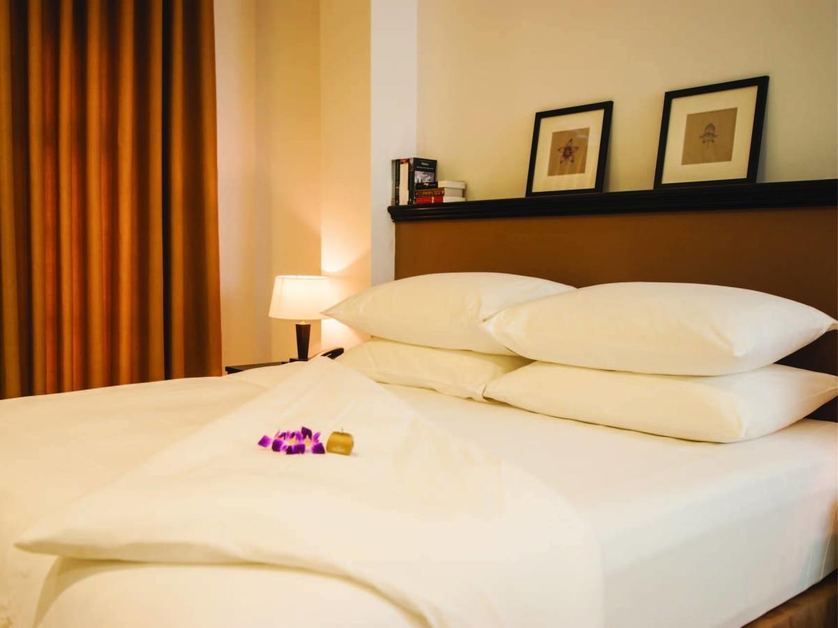 Hotel The Alcove Library 3*