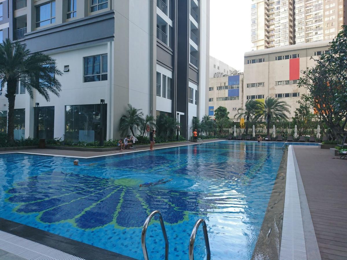 Huyen Vinhomes Central Park *