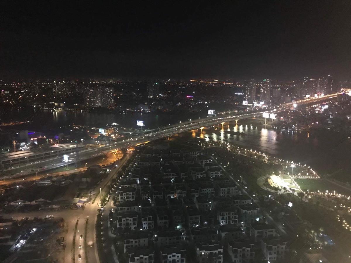 Huyen Vinhomes Central Park * Ho Chi Minh City