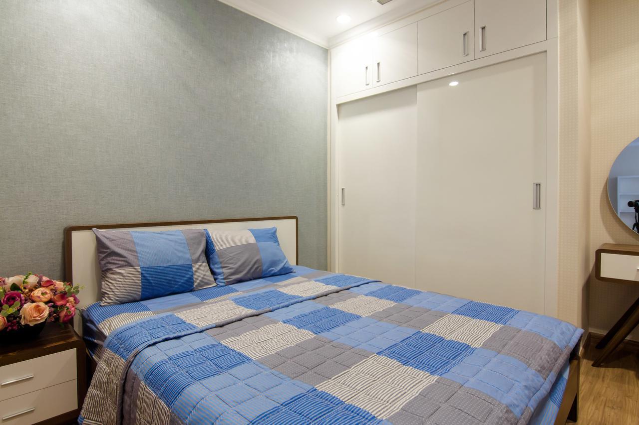 Huyen Vinhomes Central Park *