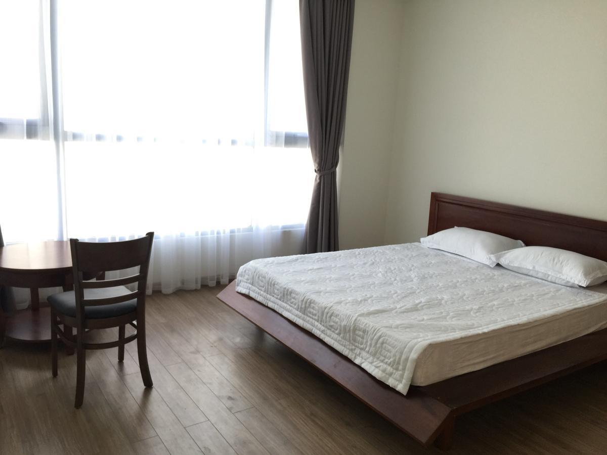Huyen Vinhomes Central Park Homestay *