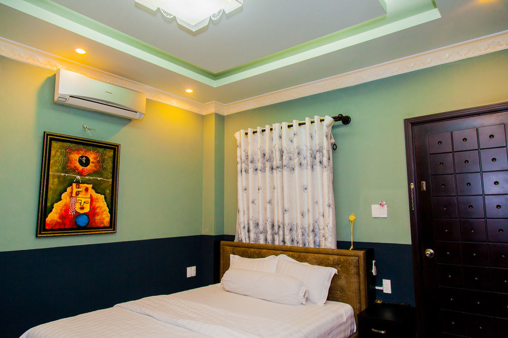 Hotel Eden Roc 3*