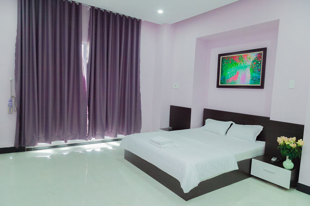 Hotel Eden Roc Ho Chi Minh City