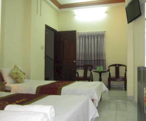 Son Tung Hotel 2*