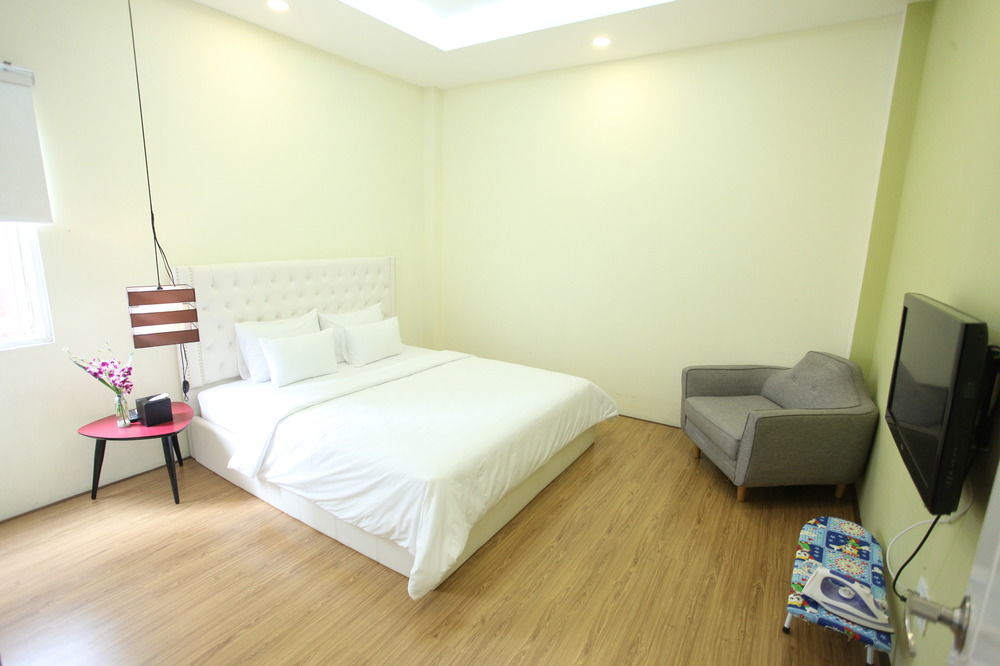 Diamond Ba Trung Aparthotel