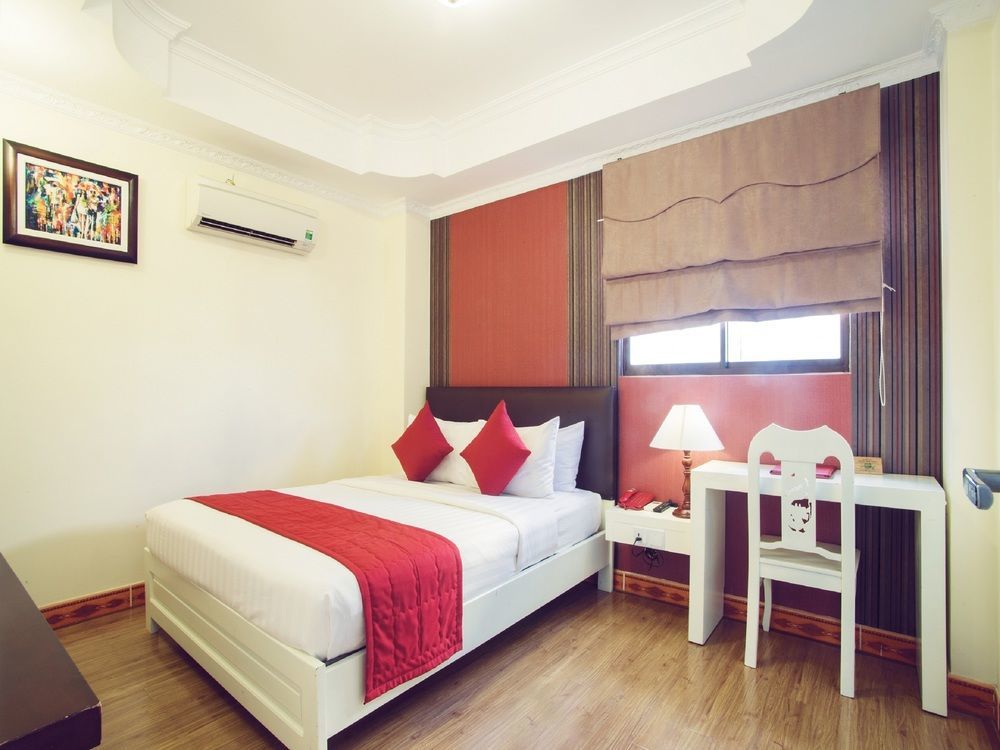 Hotel Asian Ruby Center Point & 3*