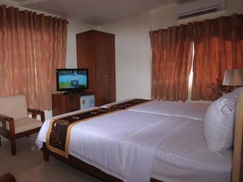 Hotel Reddoorz Ruby Star Truong Dinh