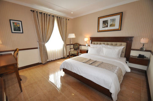 & Residences Swimming Pool Aparthotel 2*