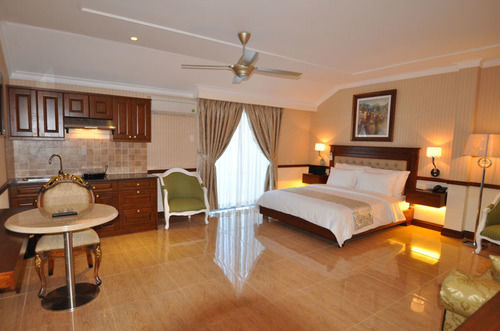 & Residences Swimming Pool 2* Ho Chi Minh City