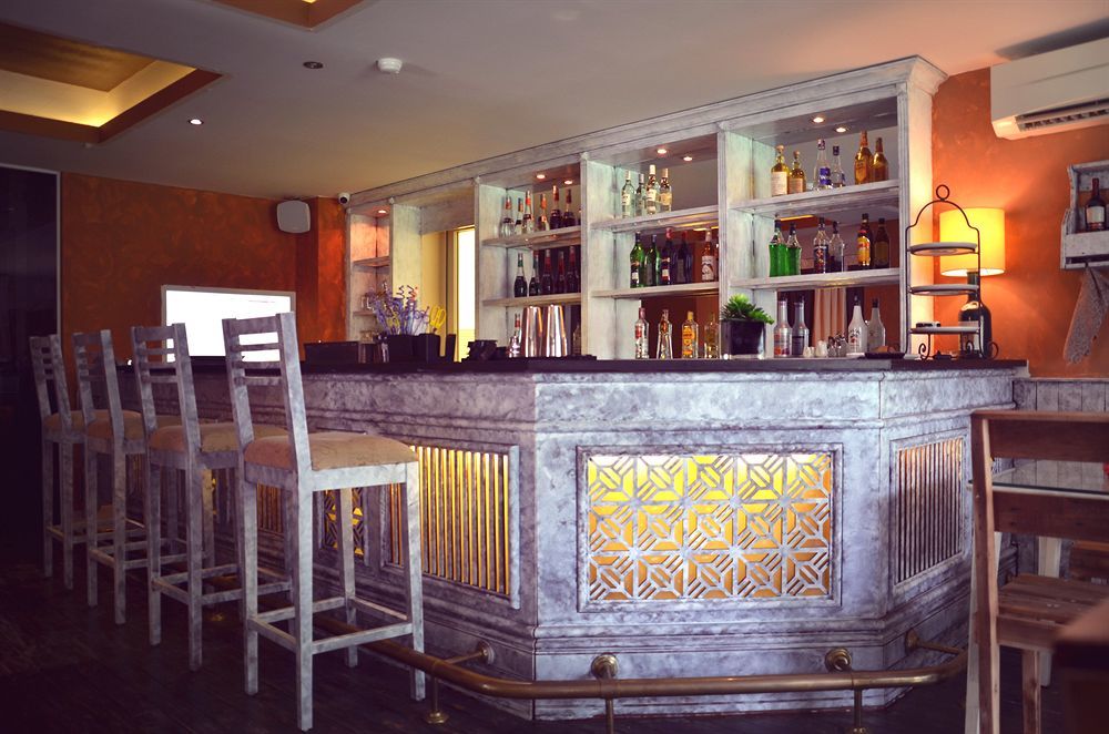 Crown Diamond - Phu My Hung District 7 Hotel
