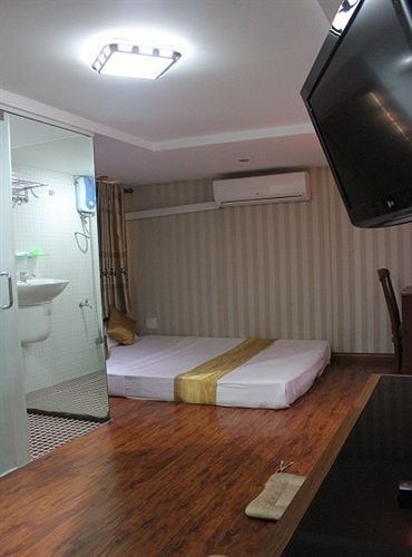 Ha Vy Hotel