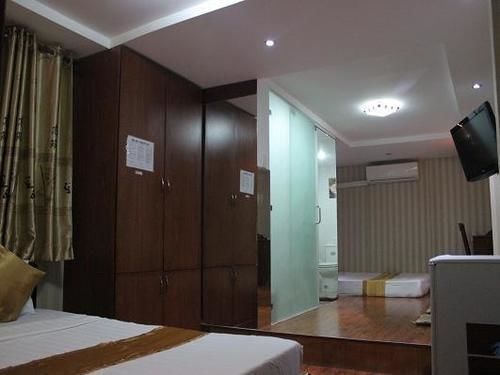Ha Vy Hotel *