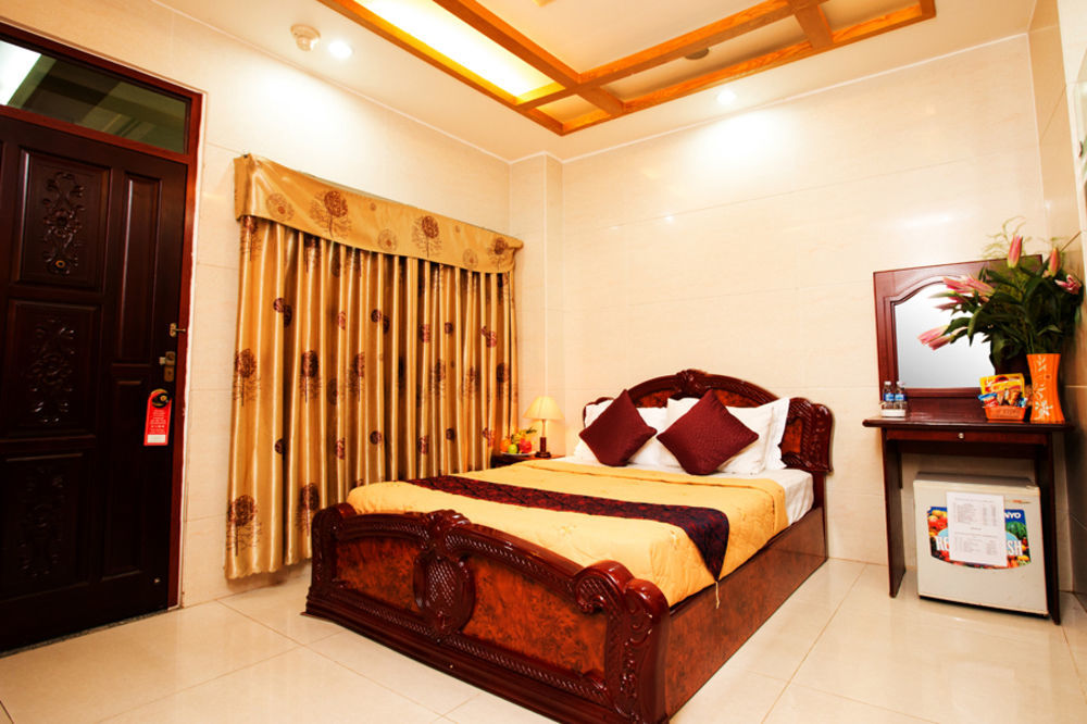 Nouveau Happy - Ben Thanh Hotel 2*