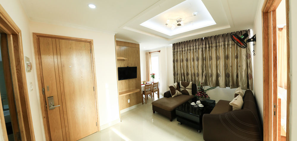 Kelly Serviced * Ho Chi Minh City
