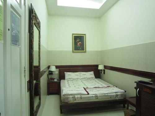 Hotel Hoang Thanh Thuy Airport 1 - Gan Am Thuc Dem Cho Hoang Hoa Tham