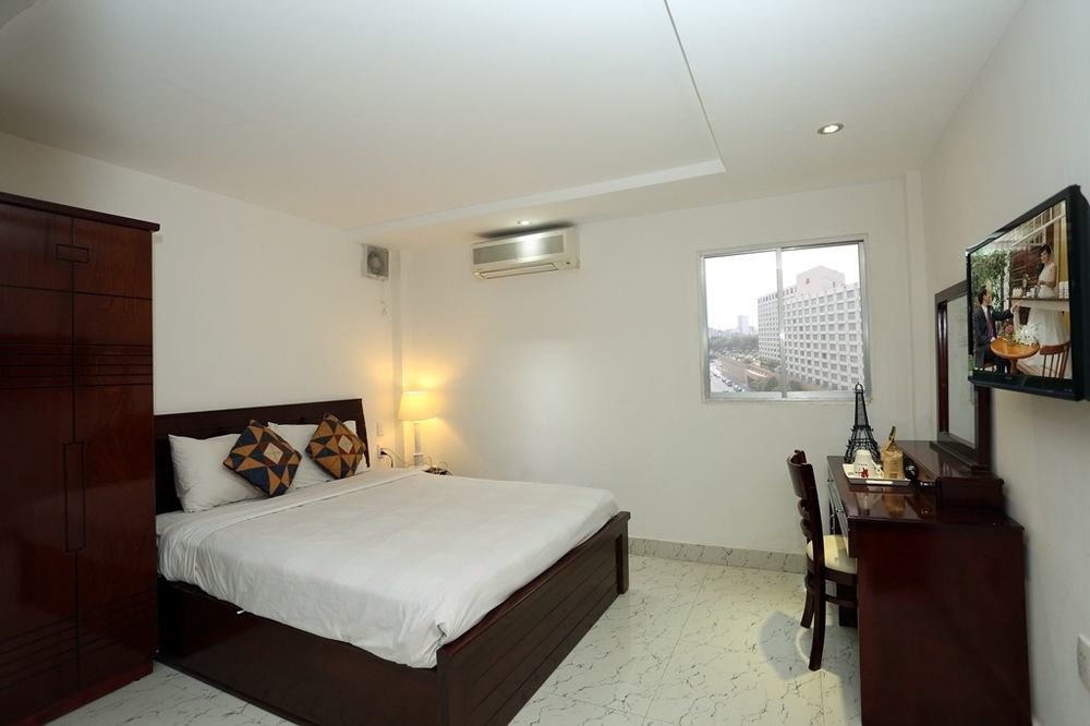 Thanh Long Hotel 2*