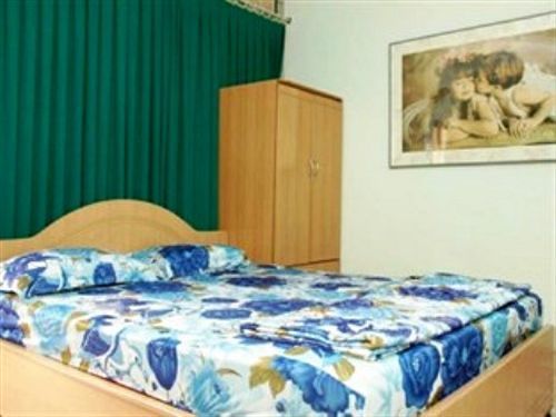 Banana Leaf Hotel 2*