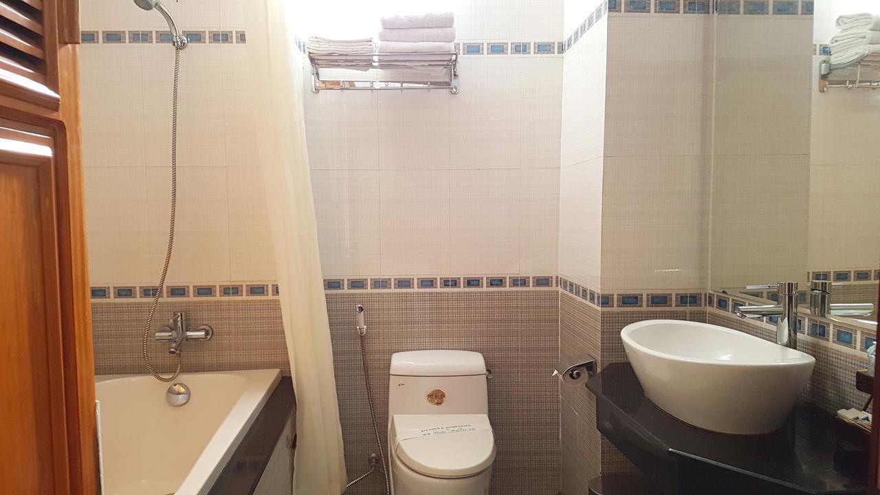 Duc Vuong Saigon - Cao Thang Hotel *