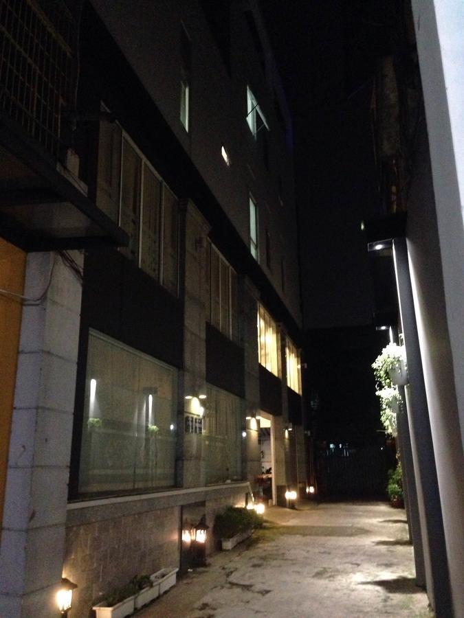 Diamond Ba Trung Aparthotel