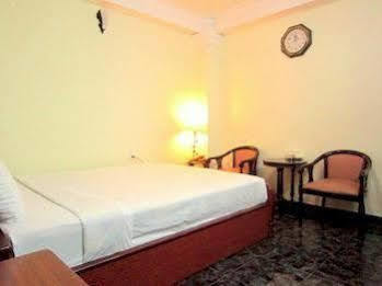 Thanh Long Hotel 2*
