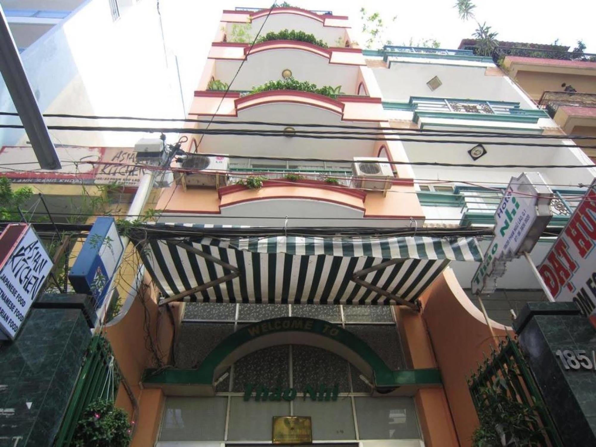 Thao Nhi Hotel *