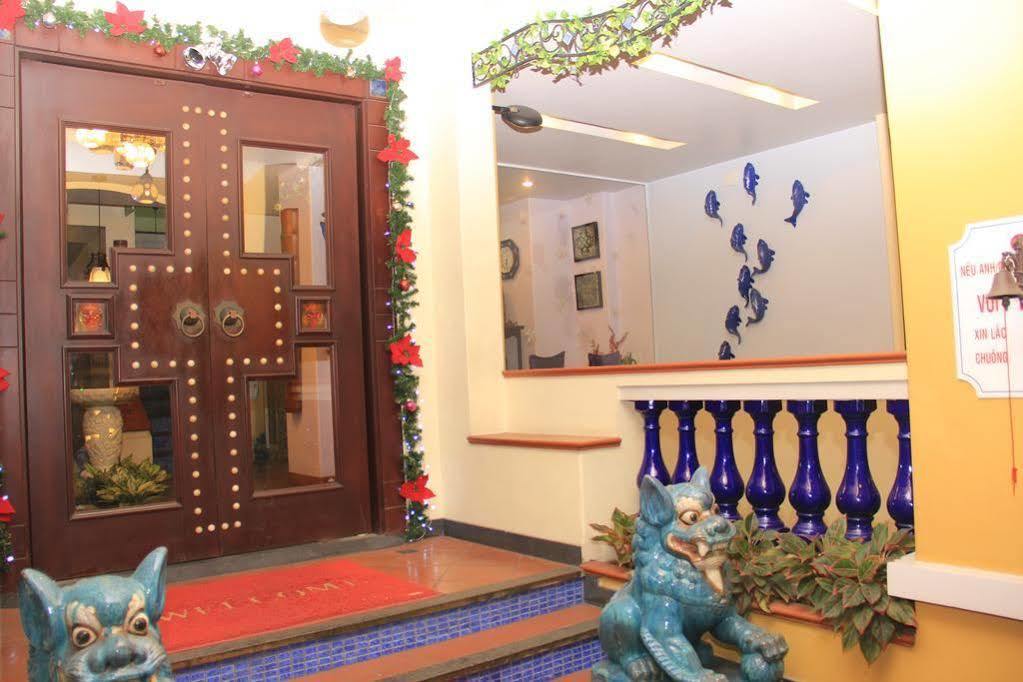 Lam Hotel 2*