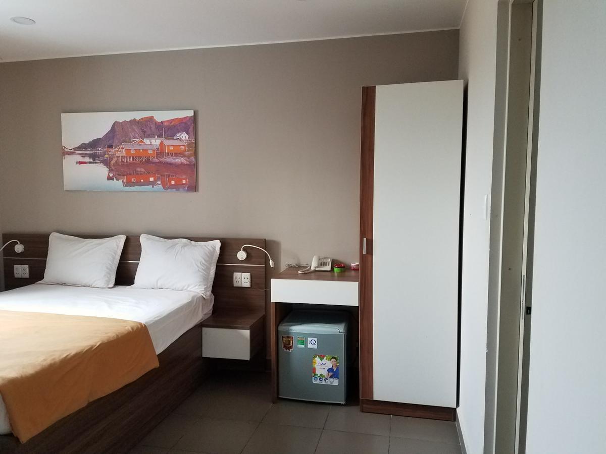 Hotel Lee *