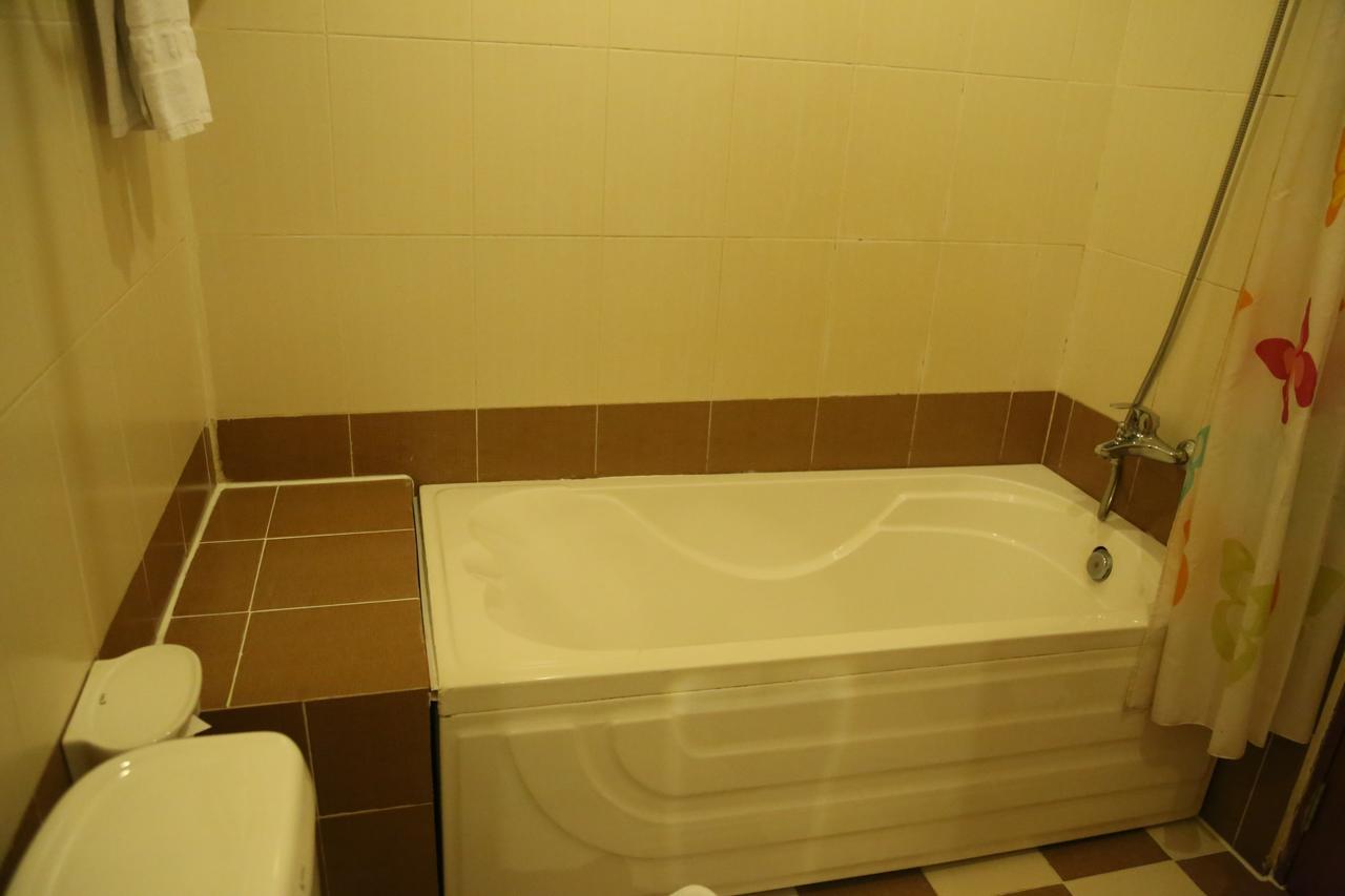 Hotel Golden 2*
