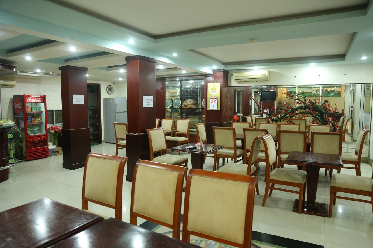 Golden Hotel