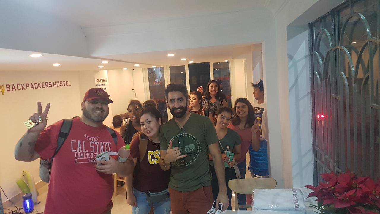 Backpackers Hostel *