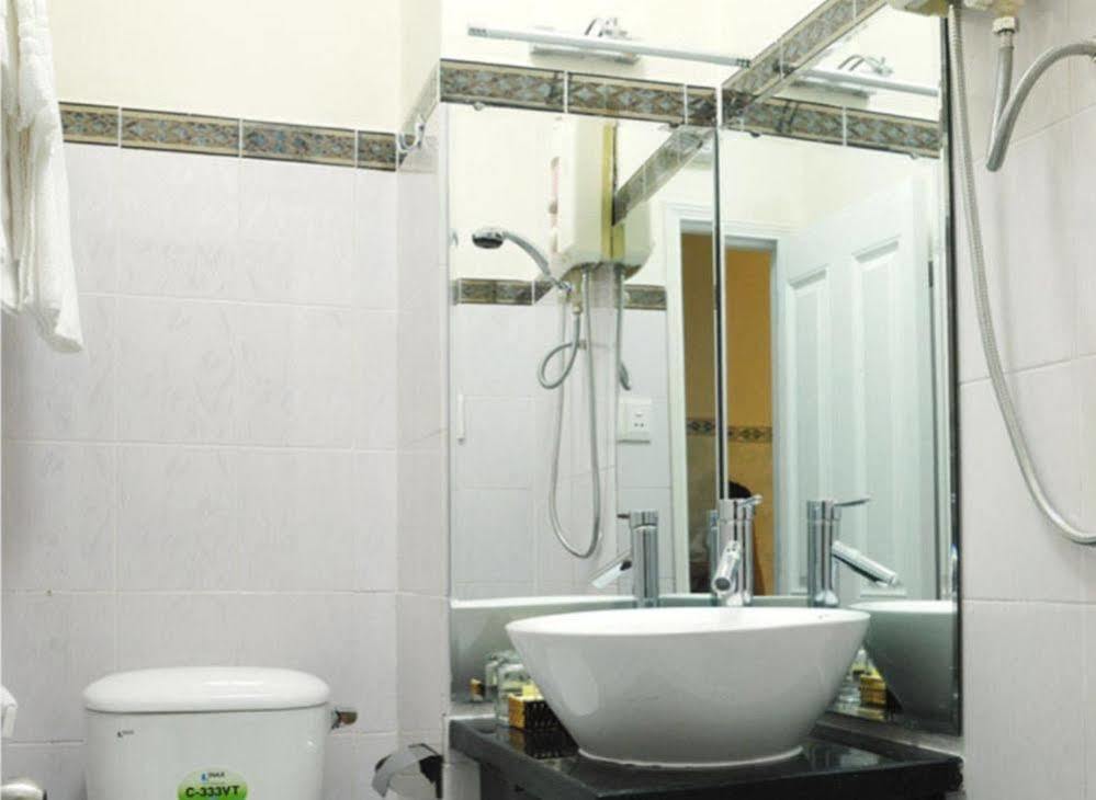 Graceful Hostel