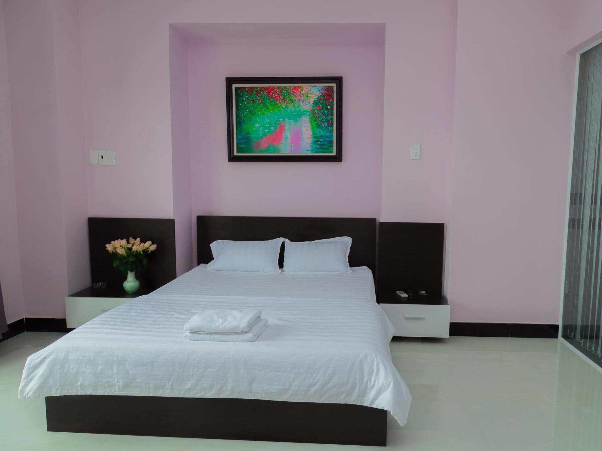 Eden Roc Hotel 3*