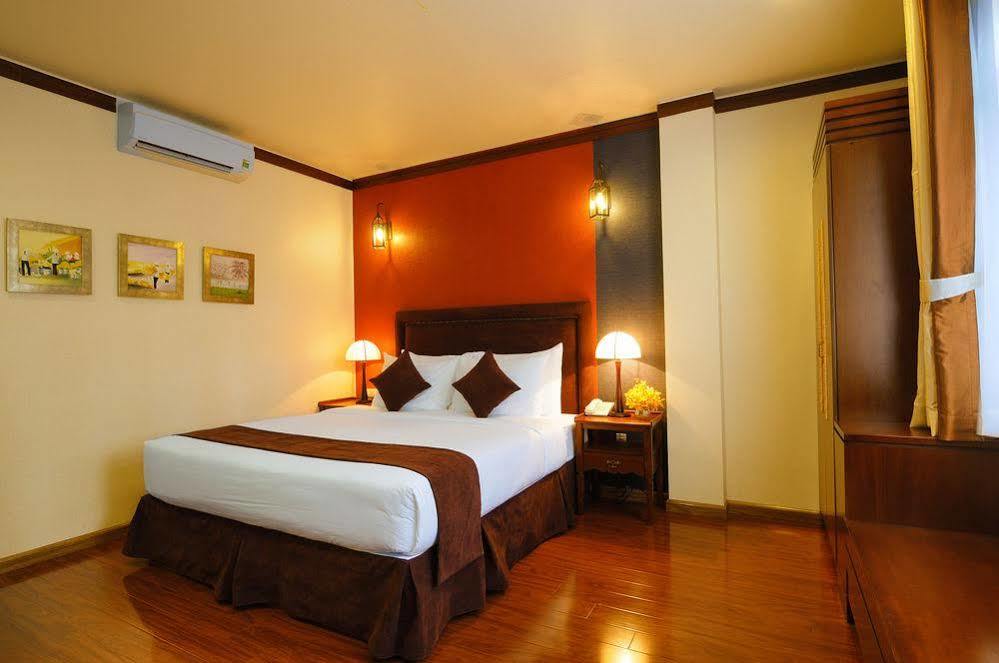 Hotel Asian Ruby Boutique Bui Thi Xuan 2*