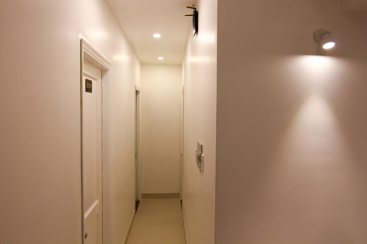 Full House Hostel