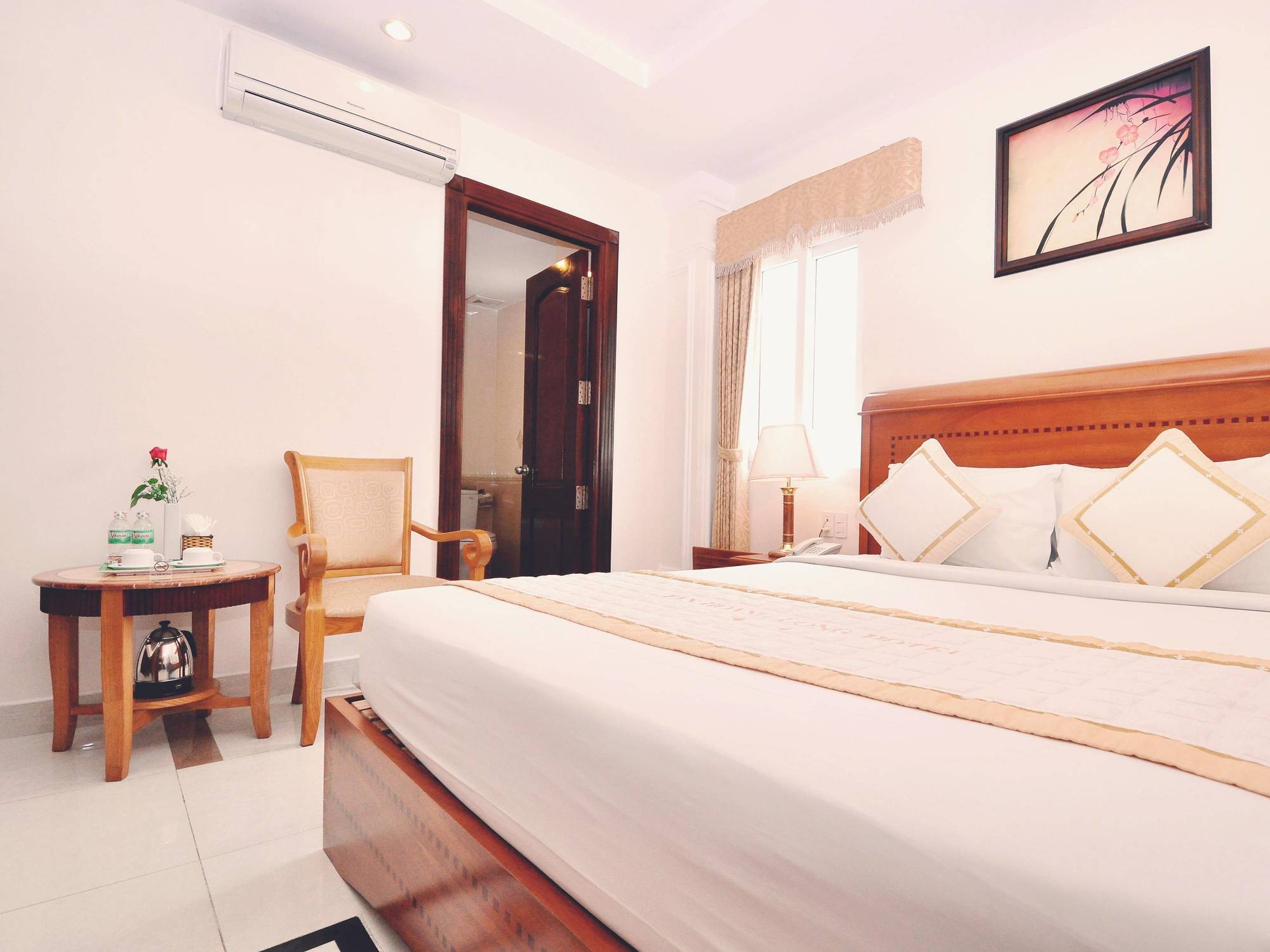 Hotel Tan Hoang Long