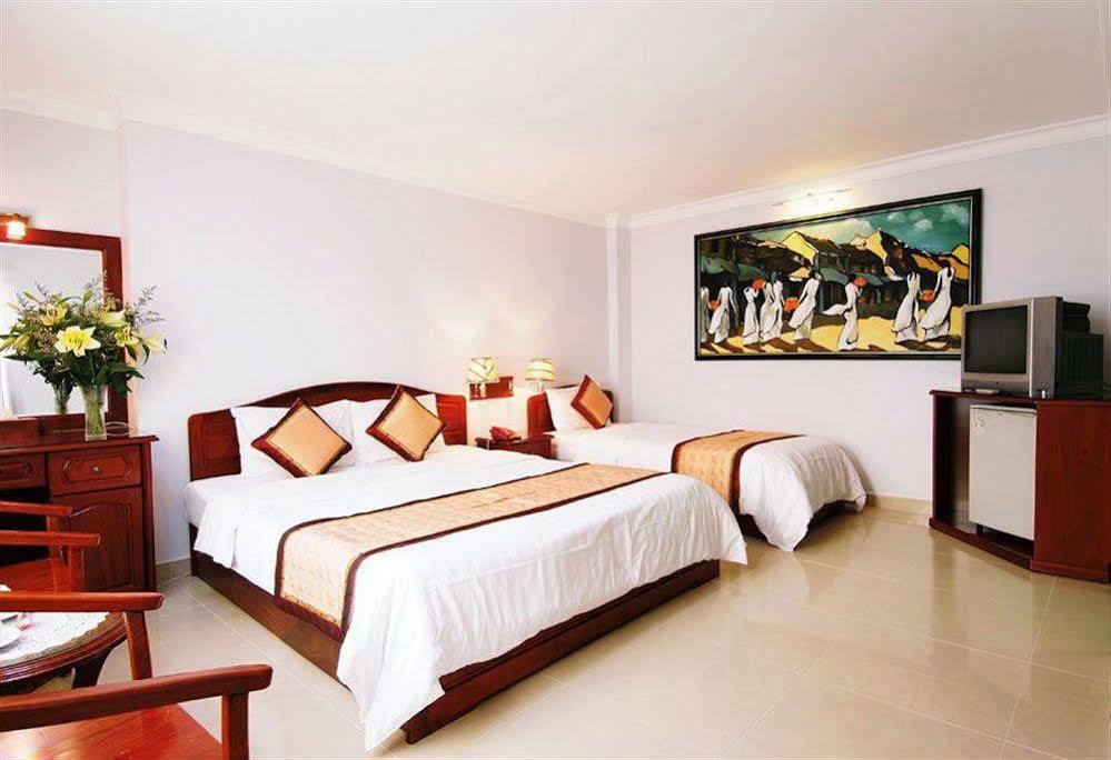 C Central Hotel Bui Vien Hotel 3*