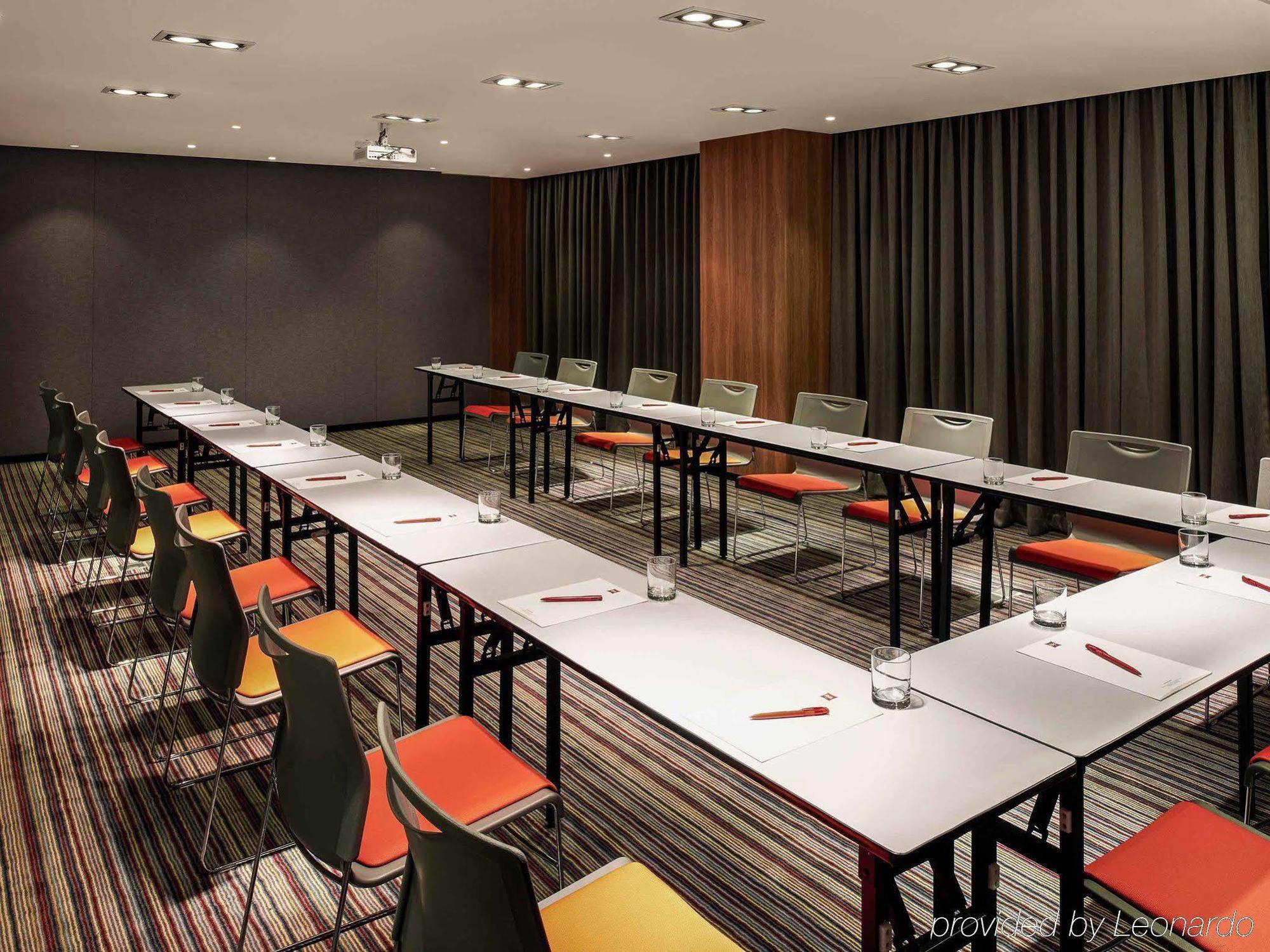 Hotel Ibis Saigon South