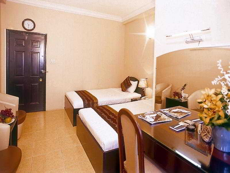Hanz 82 Sen Aparthotel 3*