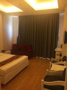 Scat Hotel- New World Bến Thành
