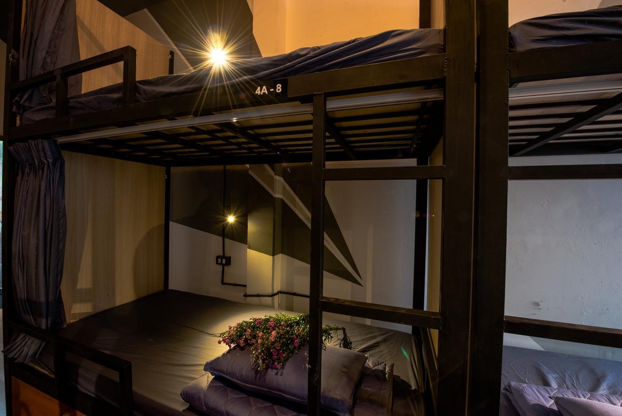 Hostel The Like & Cafe