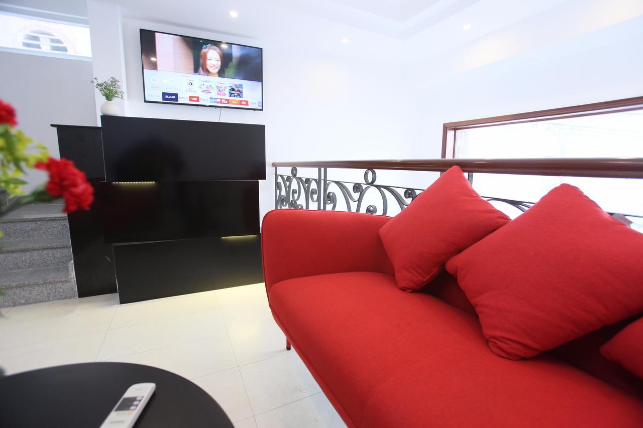 The Nguyens Cafe - Pink Church View Aparthotel 2*
