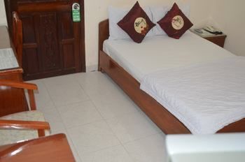Motel Hanh Phuc *