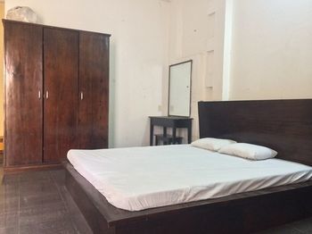 Vinabooker Pham Hung * Ho Chi Minh City