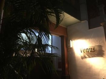 Venus - 2i1a Bach Dang P2 Tan Binh 2*