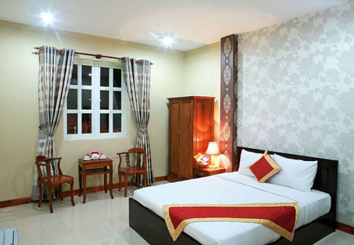 Hotel Sunflowers Airport 2*