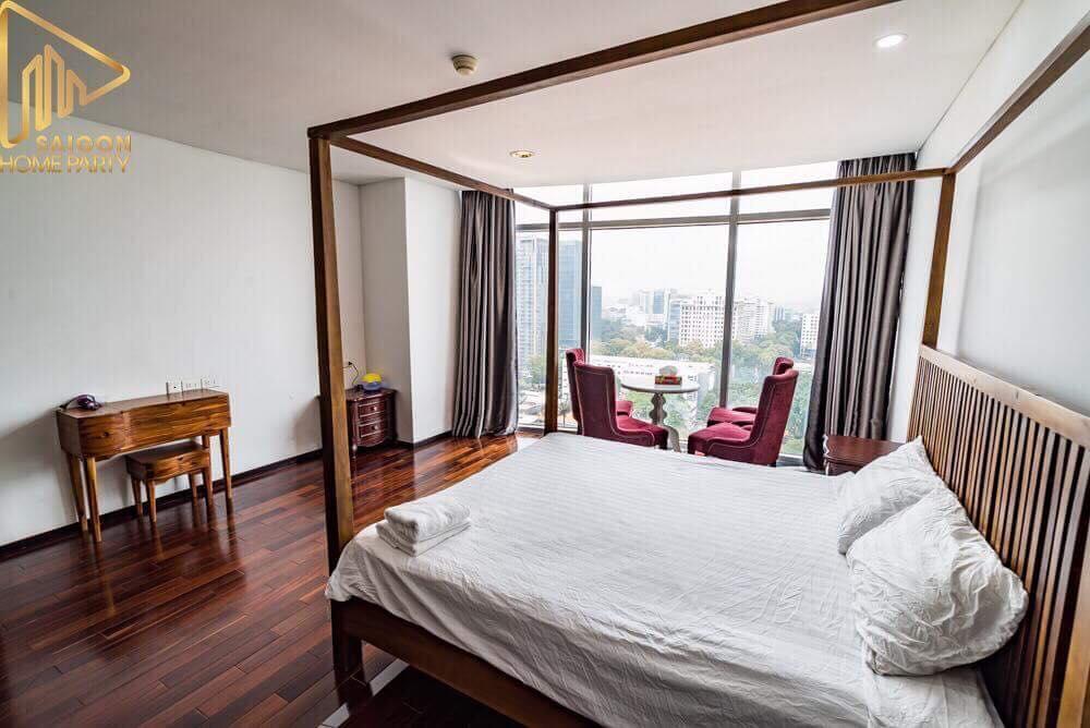 Luxury Penthouse Soho Apartment *