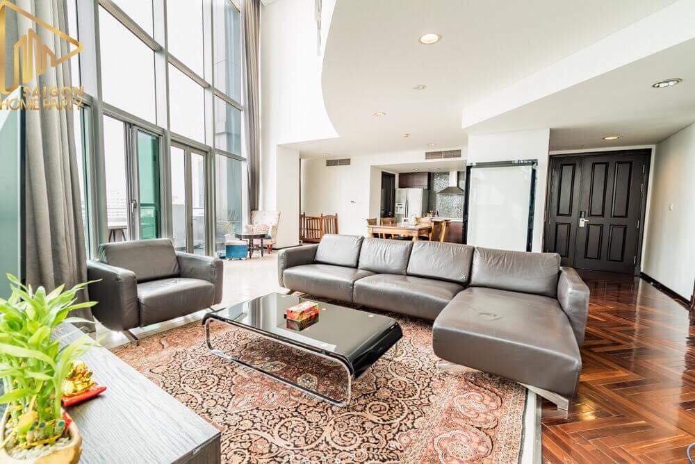Luxury Penthouse Soho Apartment *