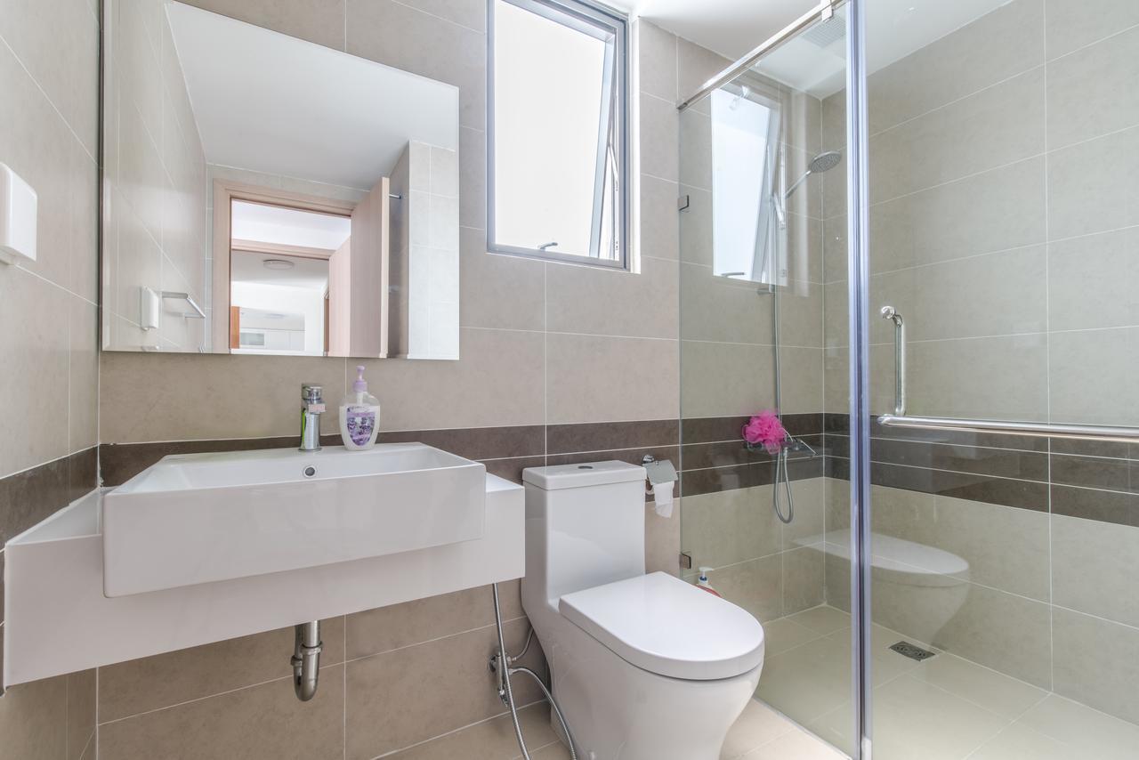 Garden & Pool Signature Rivergate Apartment *